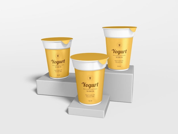 PSD mockup di marchio di tazza di yogurt in plastica lucida