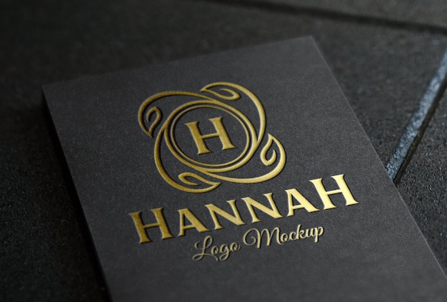 PSD mockup logo lamina d'oro