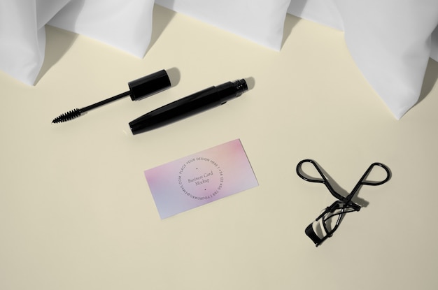 Gradient business card with mascara for lashes
