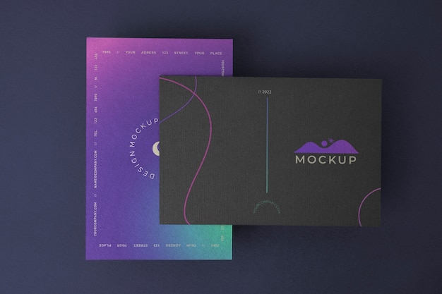 PSD gradient paper business card mock-up