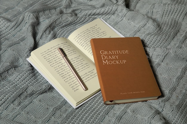 PSD gratitude diary indoors mockup