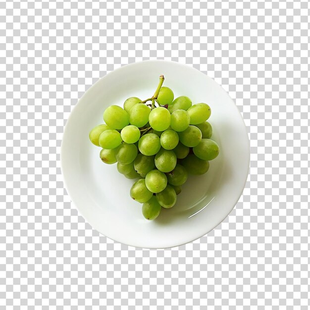 PSD green grapes on white plate isolated on transparent background