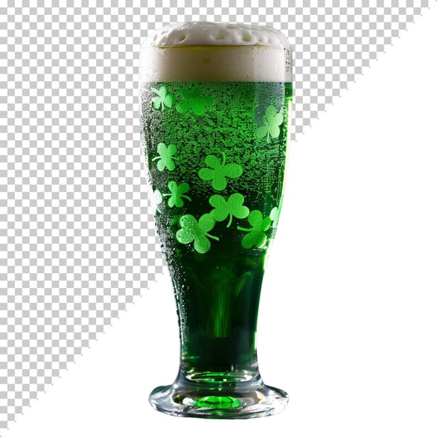 PSD elemento di banner di happy st patrick's day con nastro e foglie di trifoglio monete d'oro e tazza di birra isolatop