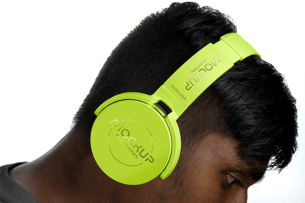 PSD headphones mockup design