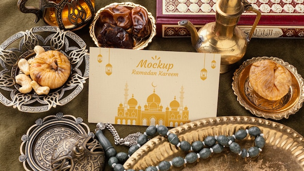 PSD mockup di stampa ramadan ad alto angolo