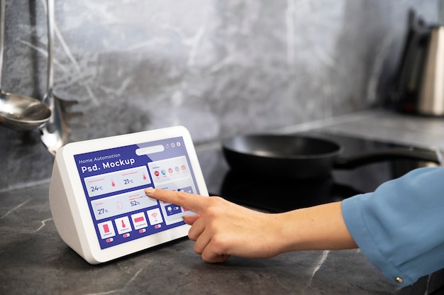 Modello di app di automazione domestica su un tablet