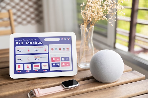 PSD modello di app di automazione domestica su un tablet