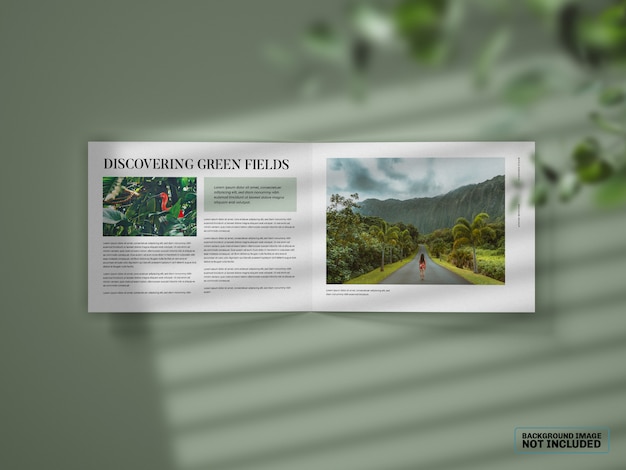 PSD mockup brochure orizzontale bifold