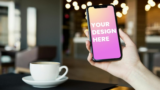 in mobiele vrouw hand mockup