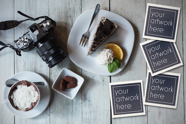 PSD instant photos mockup on table
