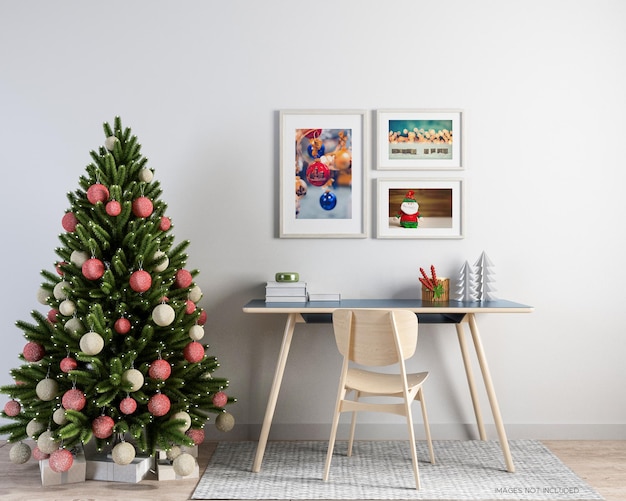 Interieur poster mock-up met kerstboom