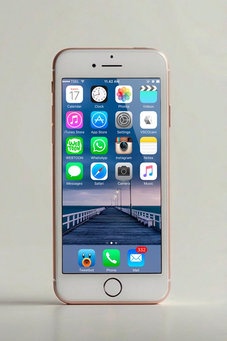 PSD iphone mockup
