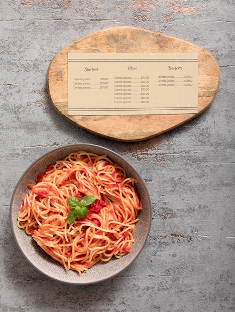 PSD mock-up del concetto di menu di cibo italiano