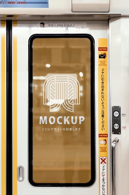 Mockup di pubblicità esterna in giappone