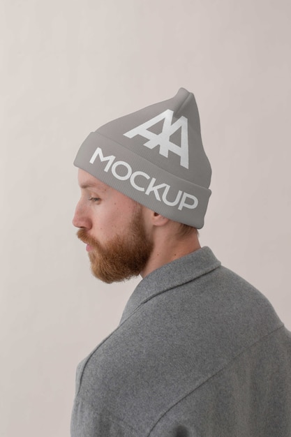 PSD jonge man met beanie mockup