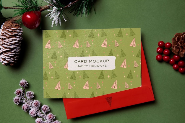 Kerststilleven met mockup-ontwerp voor cadeaubonnen