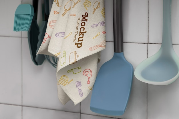 Asciugamano da cucina con modello mockup