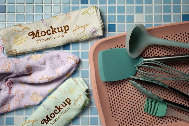 PSD asciugamano da cucina con modello mockup