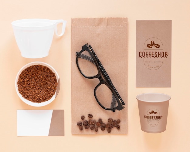 PSD koffie branding items plat gelegd