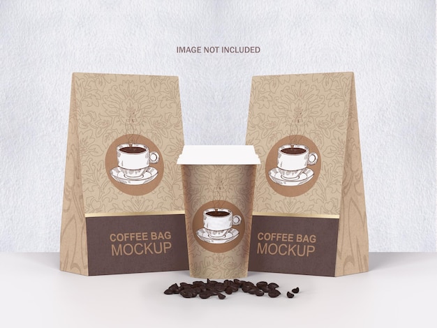 Koffiezak en beker psd mockup