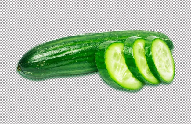Komkommers en slices geïsoleerd over wit