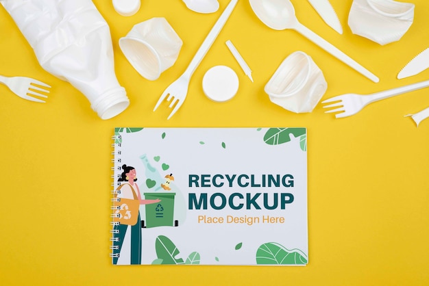 Koncepcja recyklingu z plastikowymi śmieciami