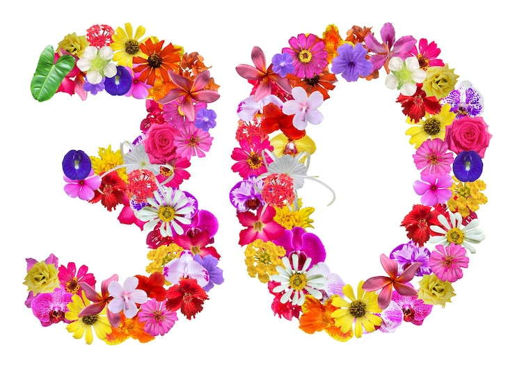 PSD l-vorm gemaakt van verschillende soorten orchideebloemen