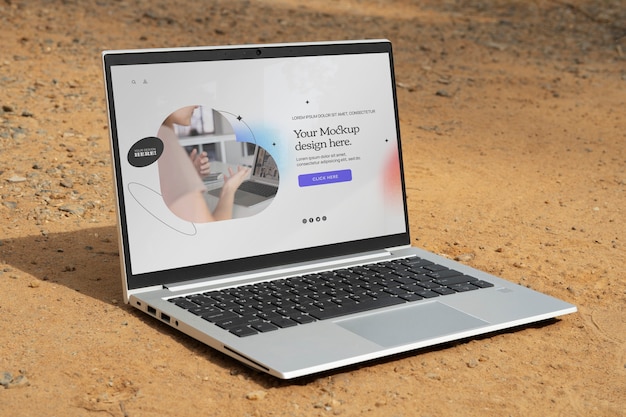 PSD laptop mockup  design