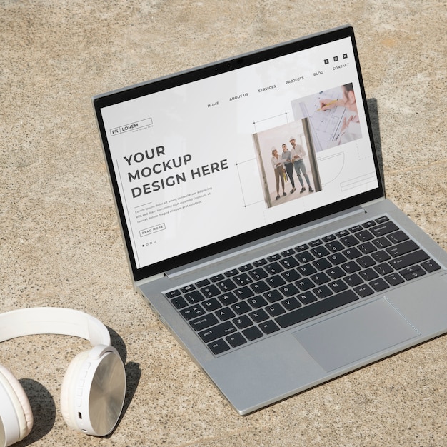 PSD laptop mockup  design