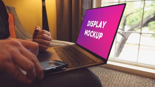 Mockup di laptop mockup di schermo di laptop mockup di display di laptop mockup di display di huawei mockup di huawei matebook x