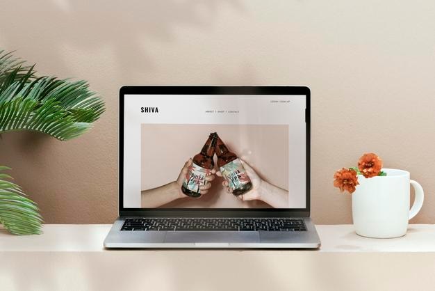Laptop 画面モックアップ エステティックワークスペース PSD