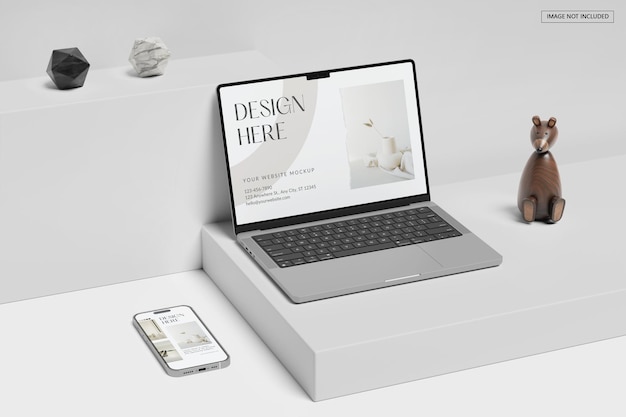 Mockup di schermo del dispositivo laptop e smartphone