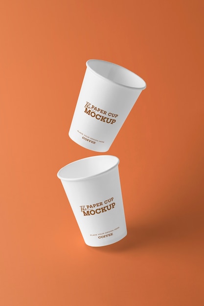 PSD mockup di tazza di carta levitante