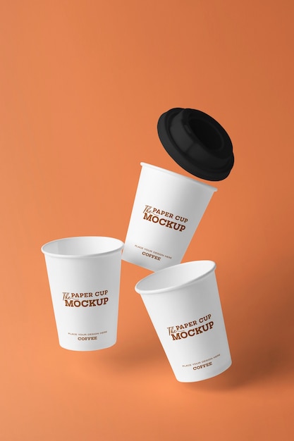 PSD mockup di tazza di carta levitante