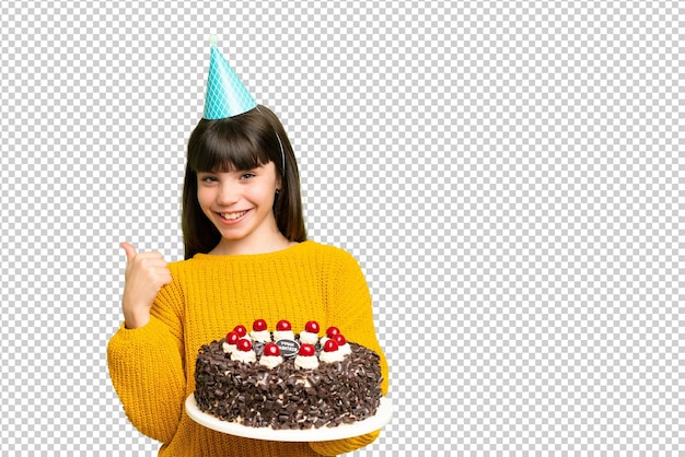 孤立した緑色の鍵の背景の上にある小さな女の子