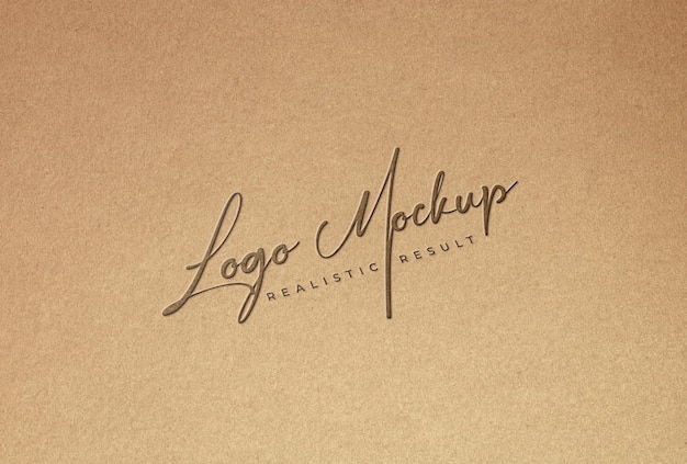 Logo mockup logo in rilievo su carta old craft