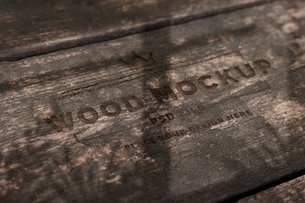 Logo op mockup met houteffect