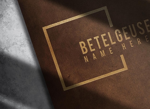 luxe lederen gouden reliëfpapier mockup met perspectief