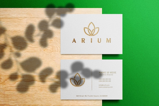 PSD luxe logo mockup op wit visitekaartje