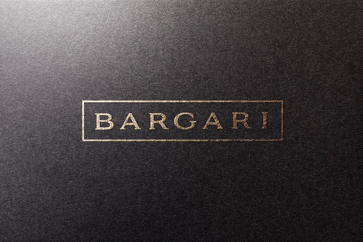 PSD luxury logo mockup gold