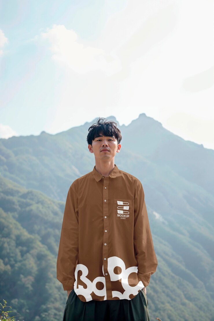 PSD tシャツのモデルを着た男性