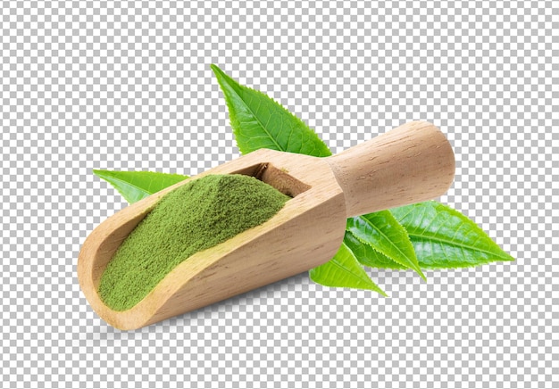 Tè verde matcha in polvere in misurino di legno isolato su strato alfa