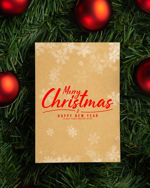 PSD mockup di cartolina d'auguri di carta kraft di buon natale