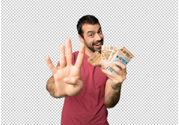 PSD mężczyzna bierze dużo pieniądze szczęśliwy i liczy cztery z palcami