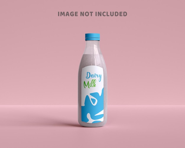 PSD Мокап стеклянной бутылки с молоком для упаковки молока
