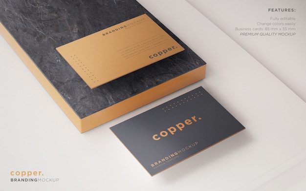 Minimaal donker en koperen visitekaartje psd mockup