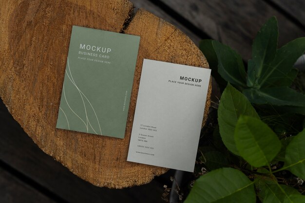 PSD minimal business card with leafy background