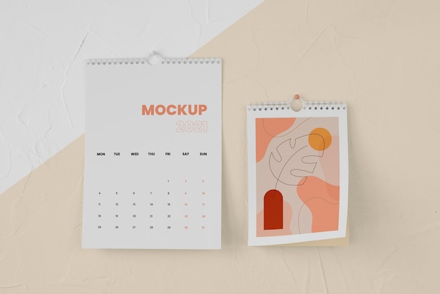 Minimal calendar mock-up arrangement