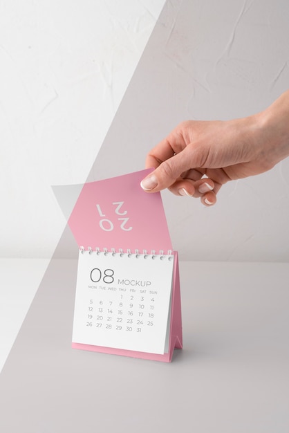 PSD minimal calendar mock-up arrangement