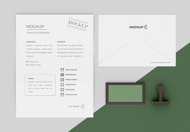 Disposizione di cancelleria mock-up minimalista